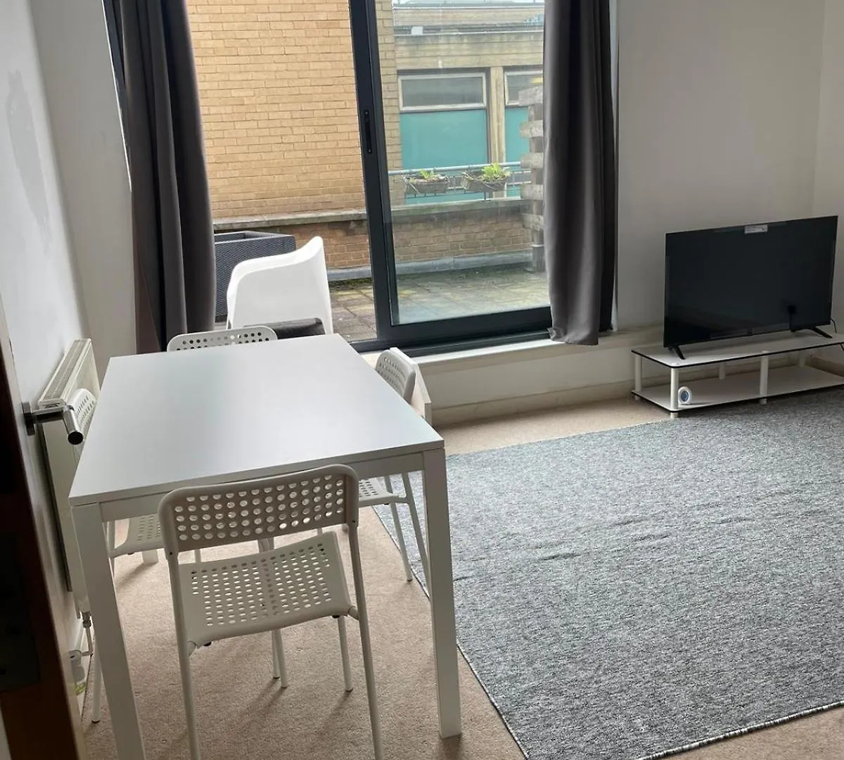 Apartment Central House 1 Minute Away From Train Station Barking  United Kingdom